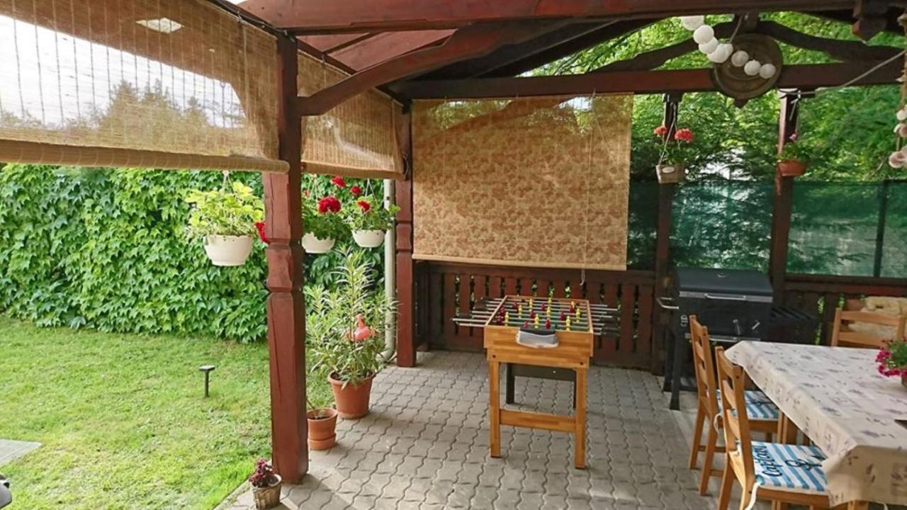 Liliana Vendeghaz Apartment Balatonfuzfo Ngoại thất bức ảnh