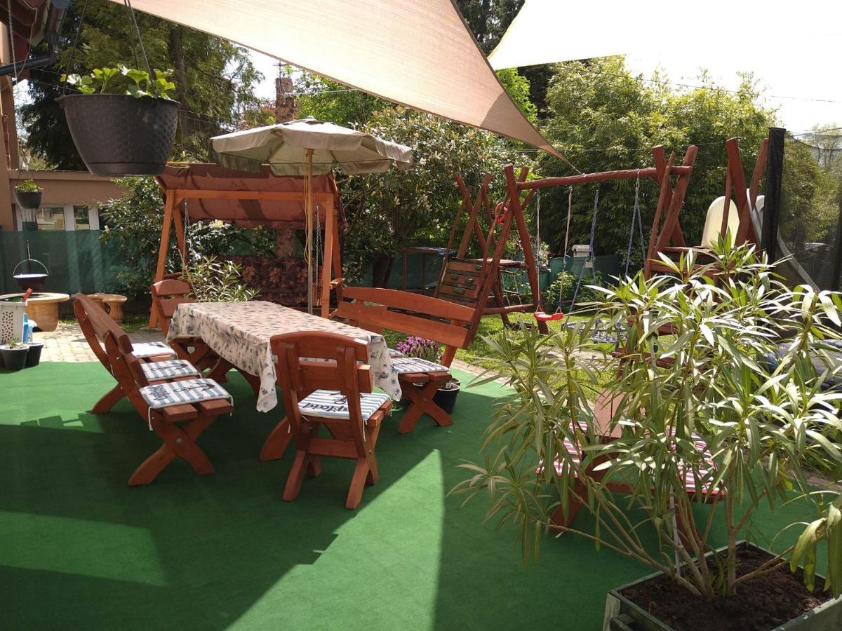 Liliana Vendeghaz Apartment Balatonfuzfo Ngoại thất bức ảnh