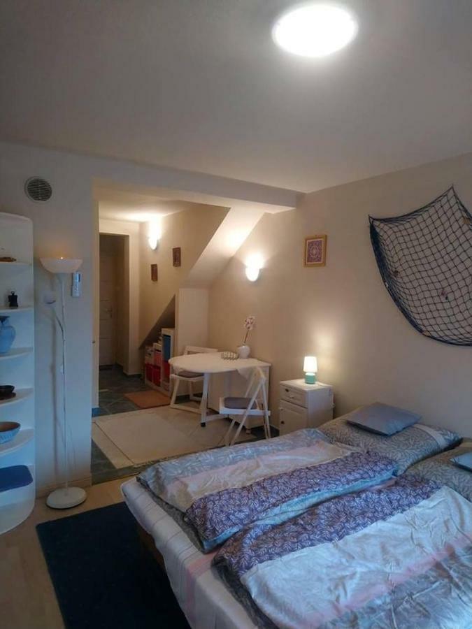 Liliana Vendeghaz Apartment Balatonfuzfo Ngoại thất bức ảnh