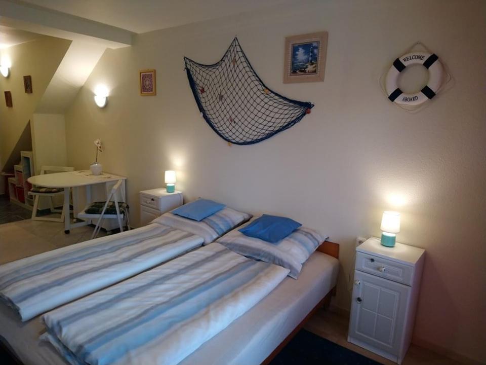 Liliana Vendeghaz Apartment Balatonfuzfo Ngoại thất bức ảnh