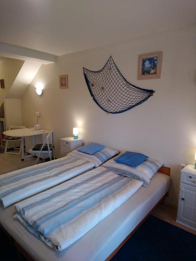 Liliana Vendeghaz Apartment Balatonfuzfo Ngoại thất bức ảnh